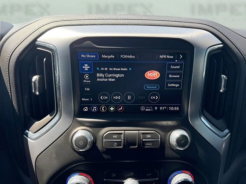 Used 2021 SUMMIT WHITE GMC Elevation image 18