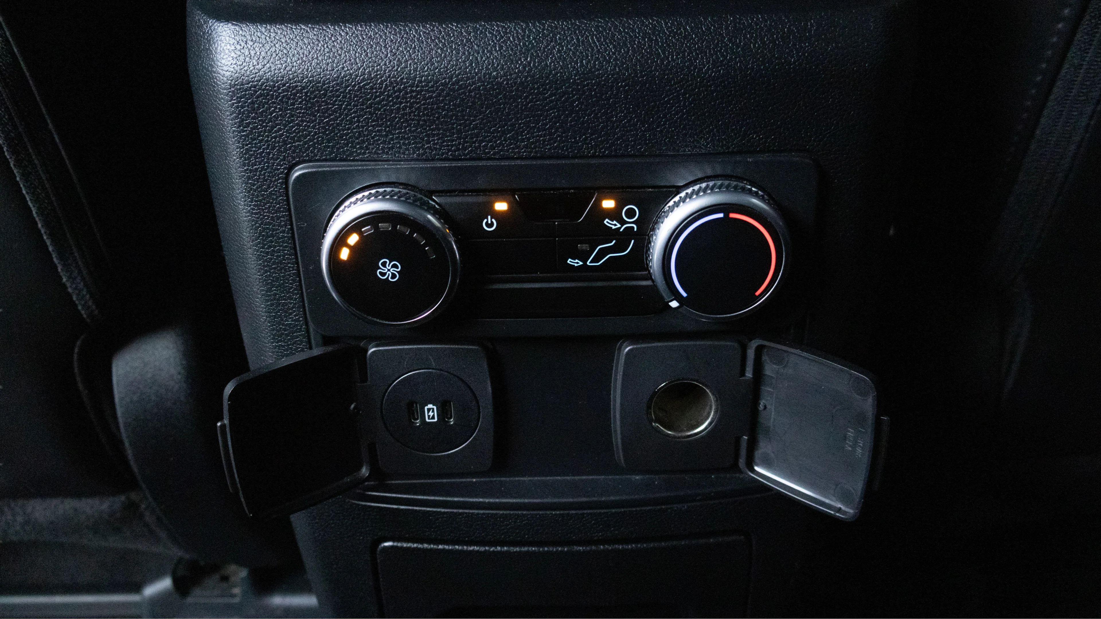 Used 2023  Ford XLT image 26