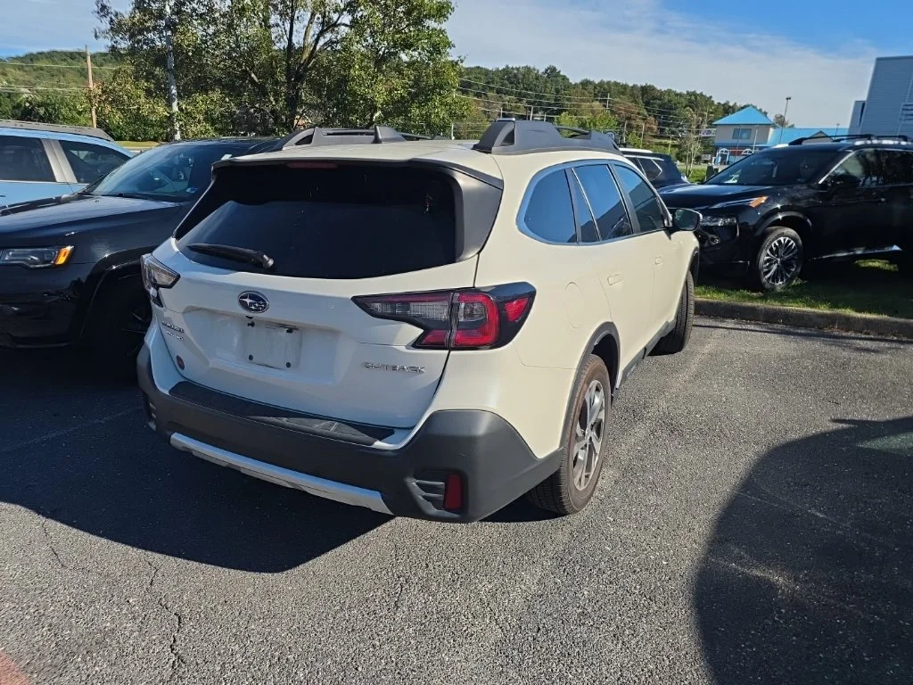Used 2022 White Subaru Limited image 3