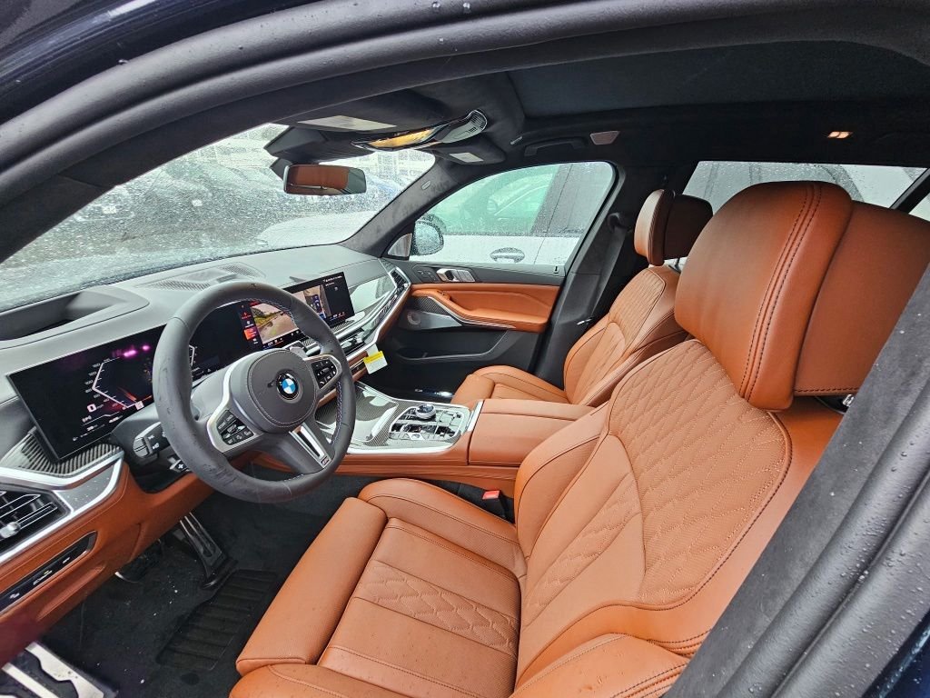 New 2027 Blue BMW M60i image 5