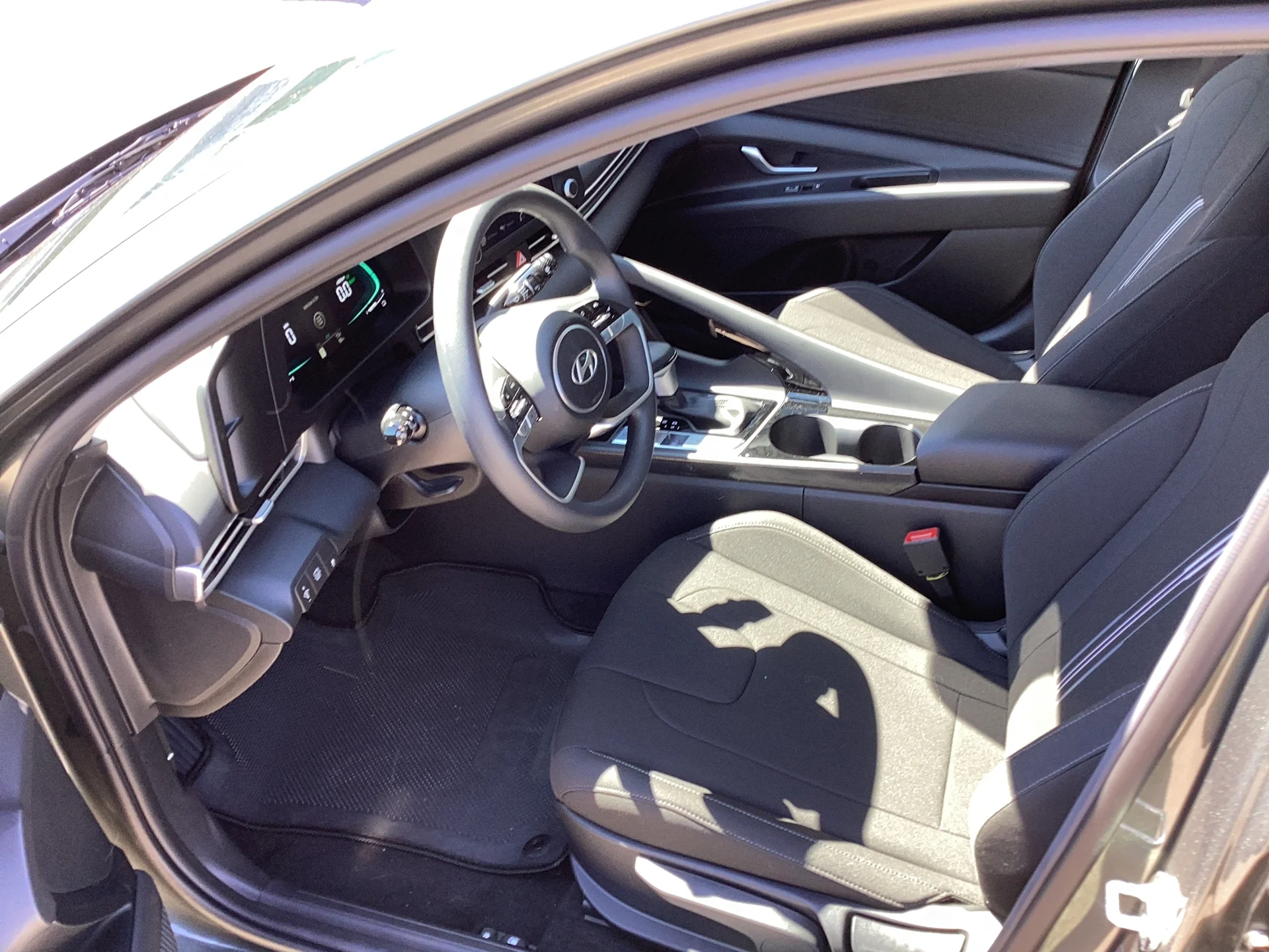 New 2026 Amazon Gray Pearl Hyundai Blue image 4
