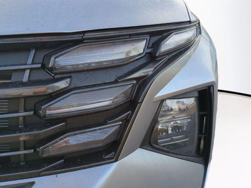 New 2026 Silver Hyundai SEL Premium FWD image 10