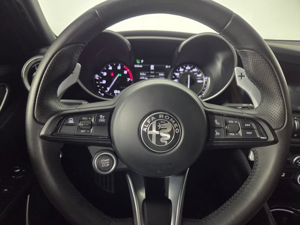2022 Alfa Romeo Giulia Base - Photo 15