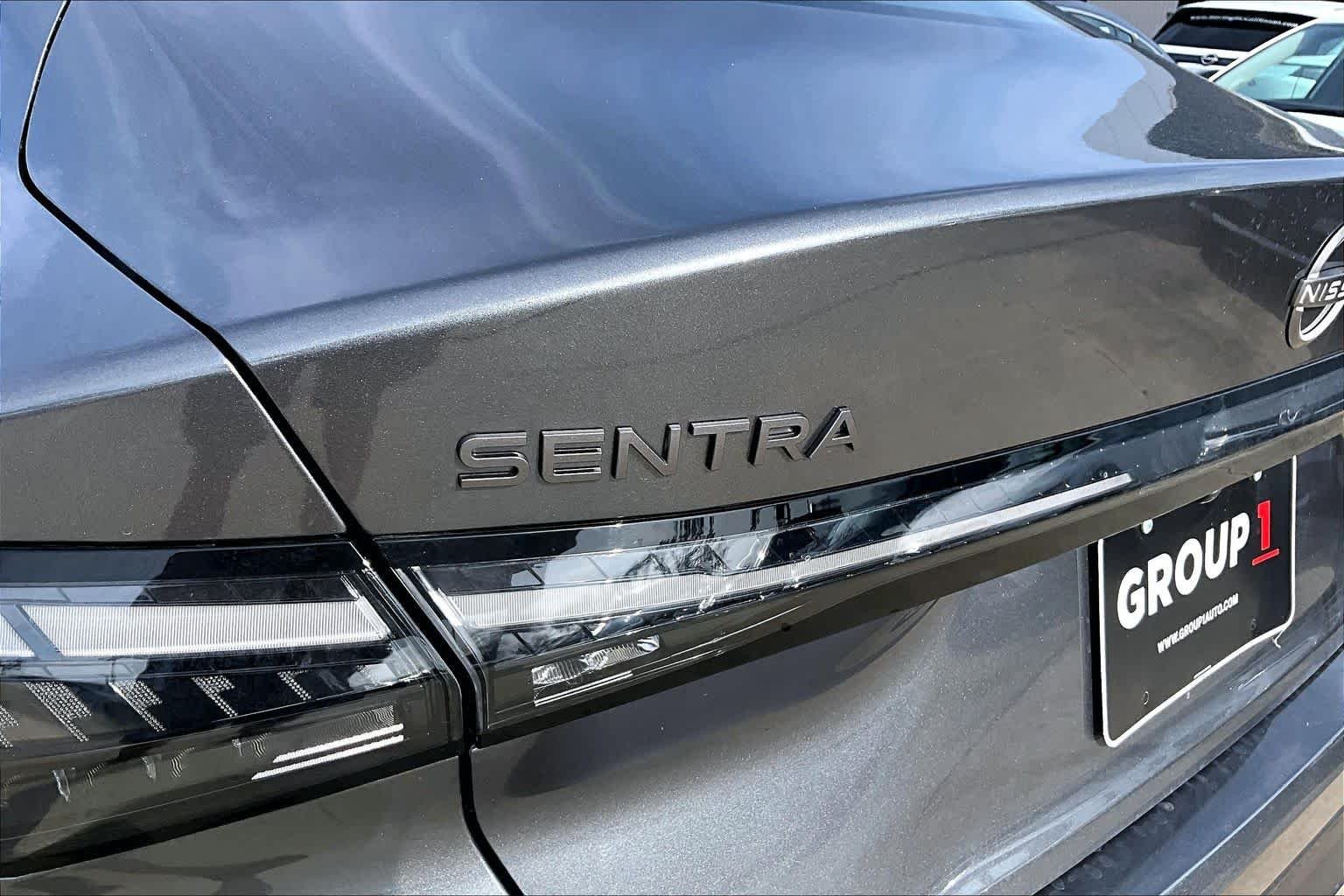 2026 Nissan Sentra SL - Photo 8