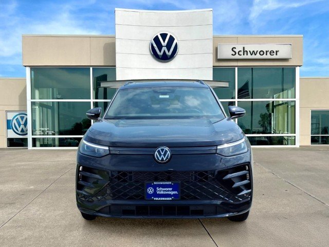 New 2026 Deep Black Pearl Volkswagen SE RLine Black 4Mo image 3