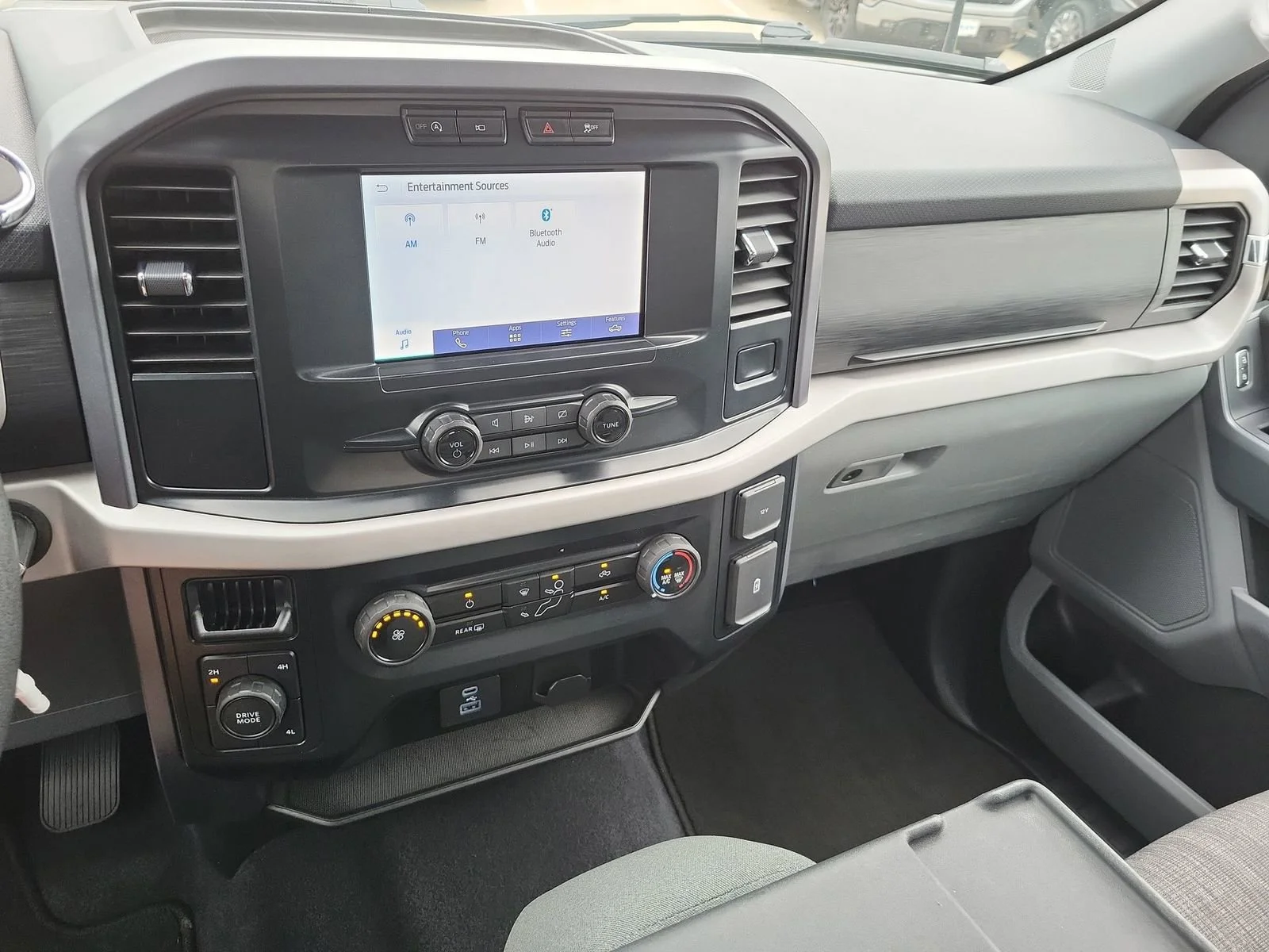 2023 Ford F-150 XL - Photo 14