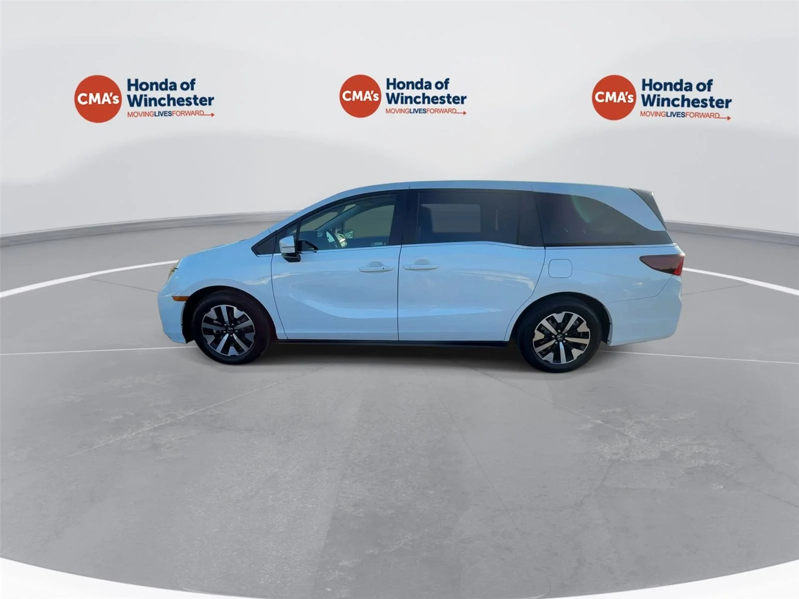 2026 Honda Odyssey EX-L - Photo 8