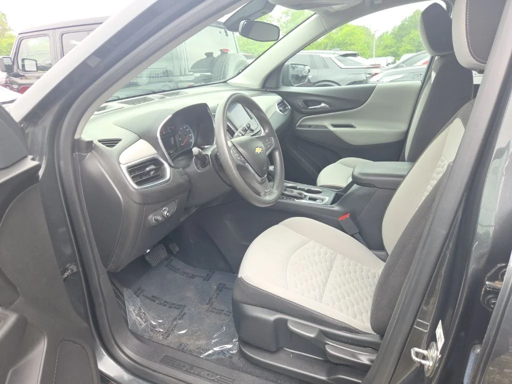 Used 2020 Gray Chevrolet LS image 2
