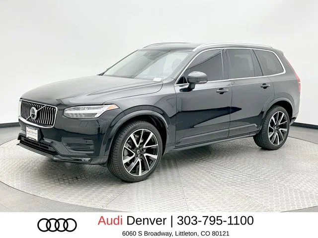 2021 Volvo XC90 T6 Momentum