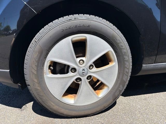 Used 2015 Shadow Black Kia Base image 6