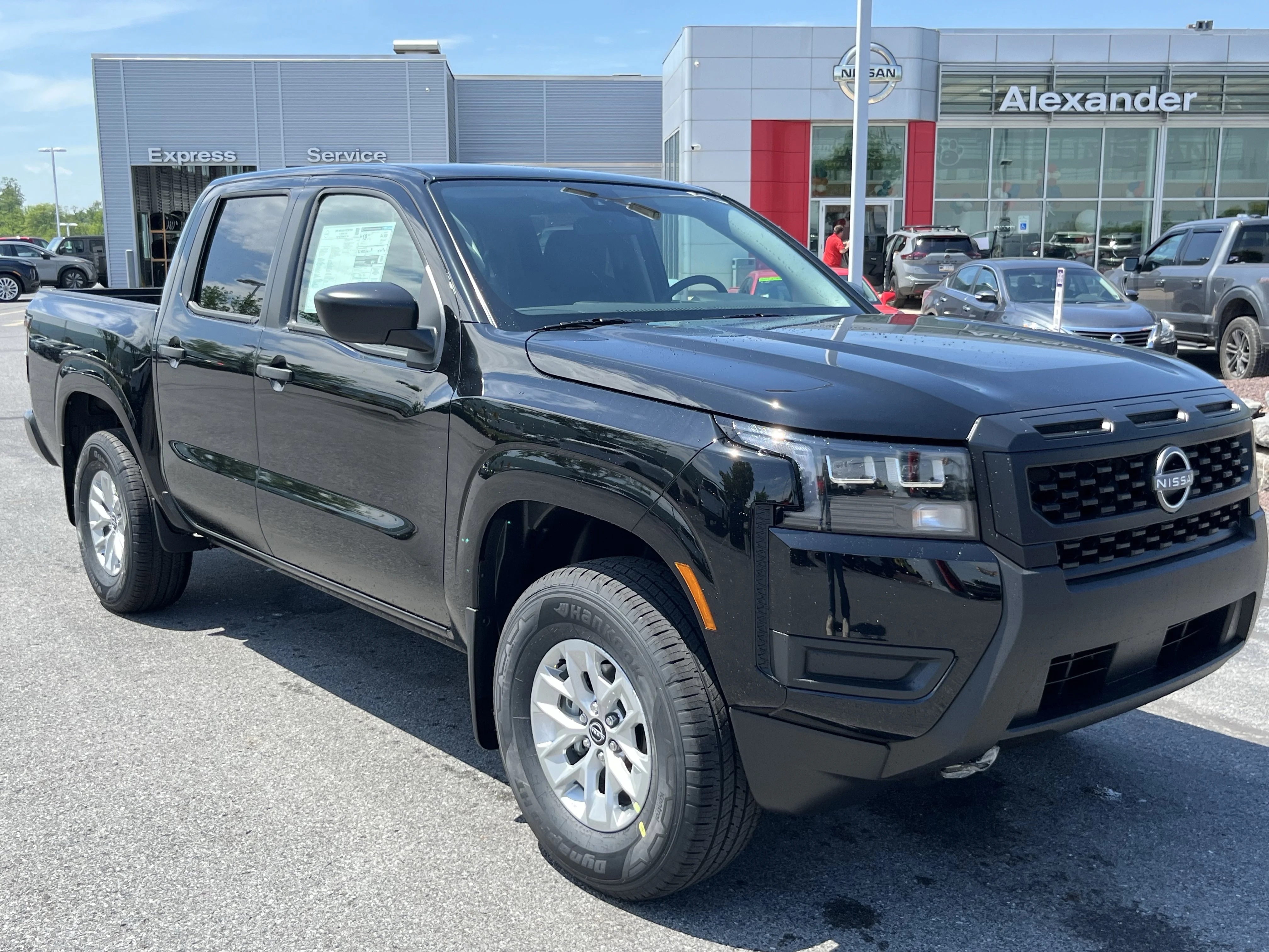 2026 Nissan Frontier's photo