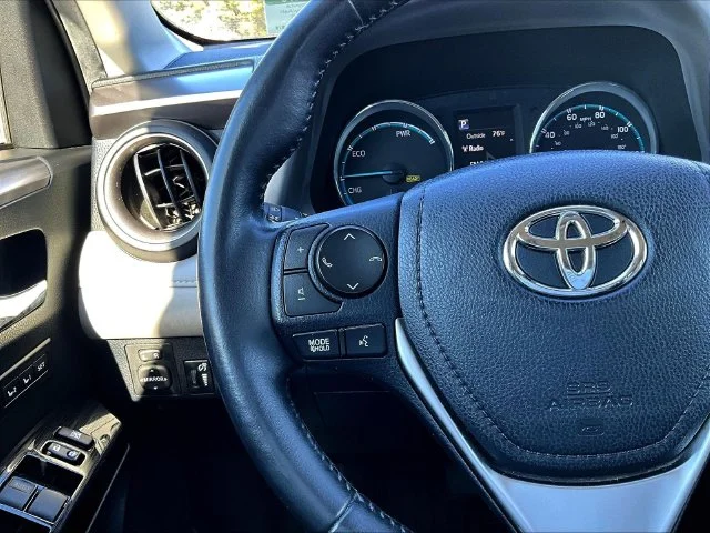 Used 2018 Gray Toyota Limited image 13