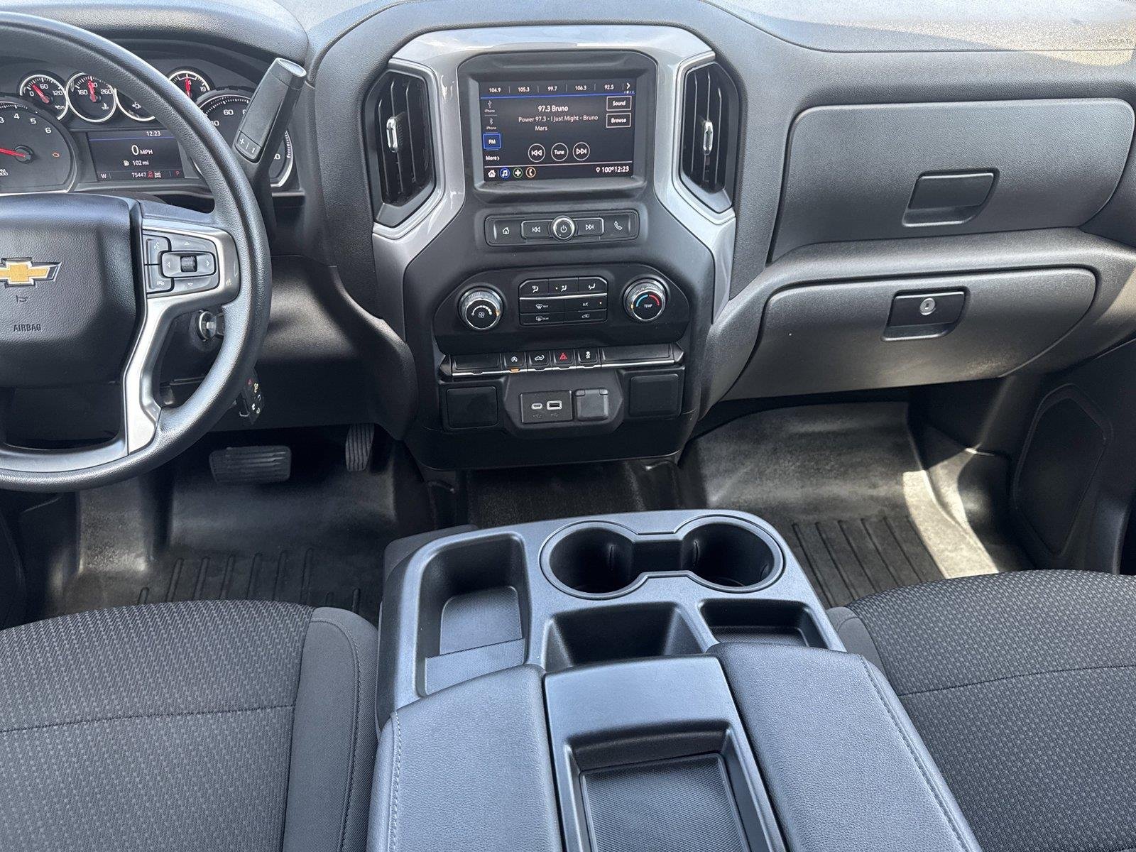 Used 2022 SILVER ICE METALLIC Chevrolet Custom image 15