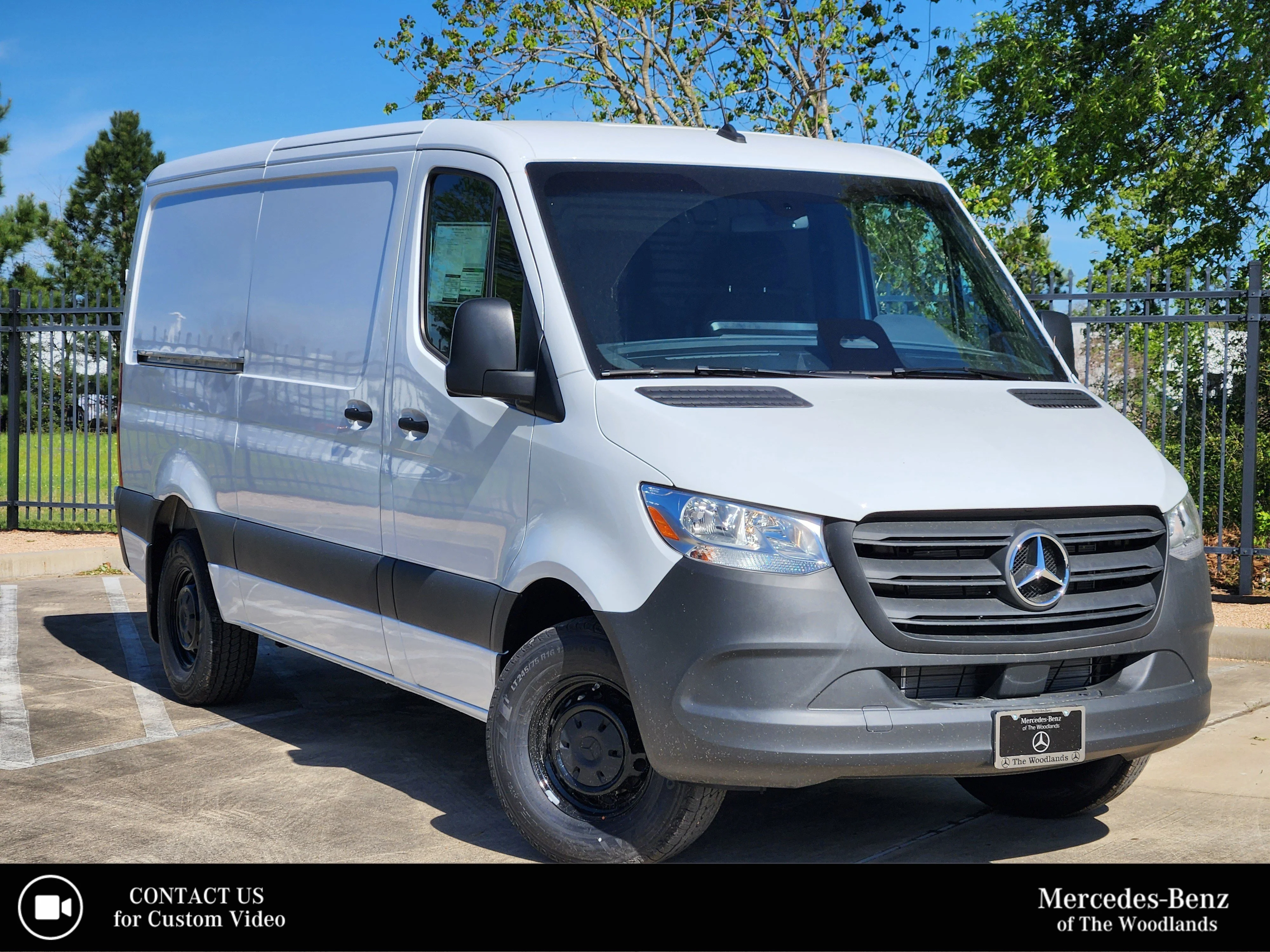 2026 Mercedes-Benz Sprinter 2500 144 WB's photo