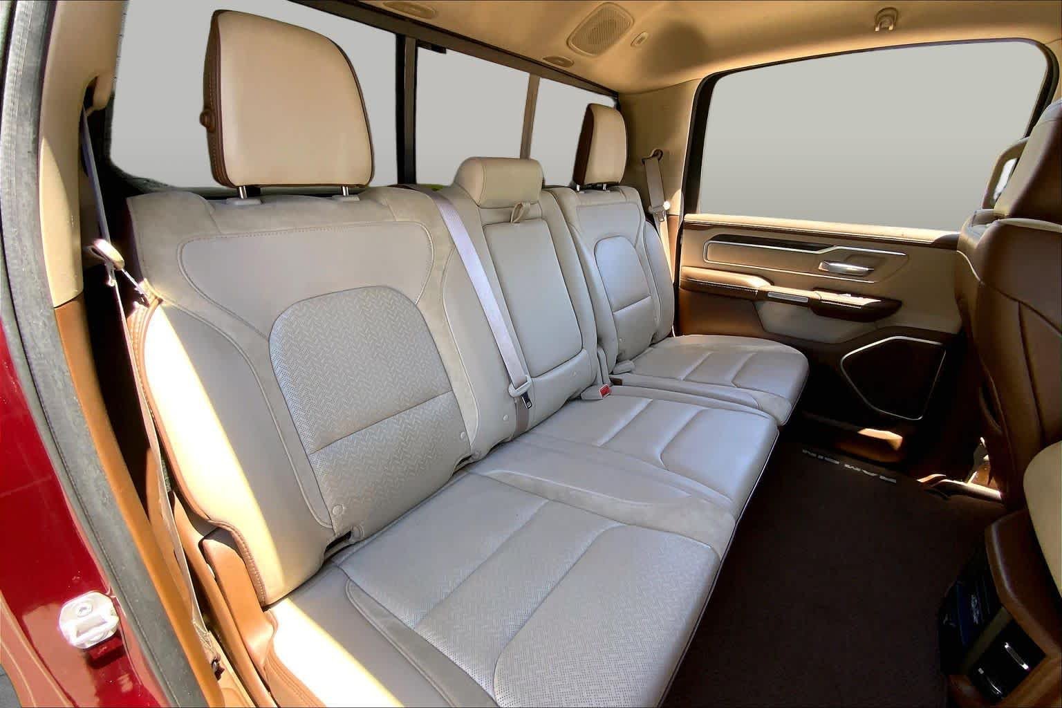 Used 2019 Delmonico Red Pearlcoat Ram Laramie image 19