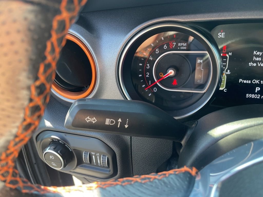 Used 2021 Gray Jeep Mojave image 22