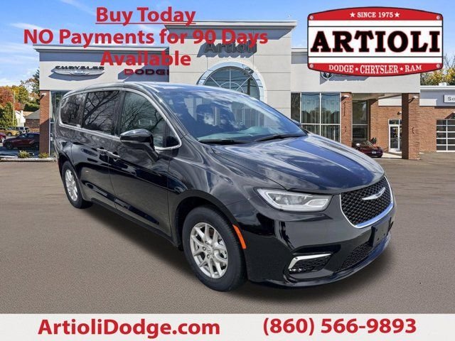 2026 Chrysler Pacifica Select's photo