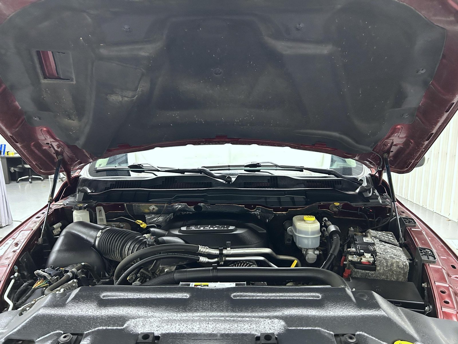 Used 2018 Red Ram Laramie image 24