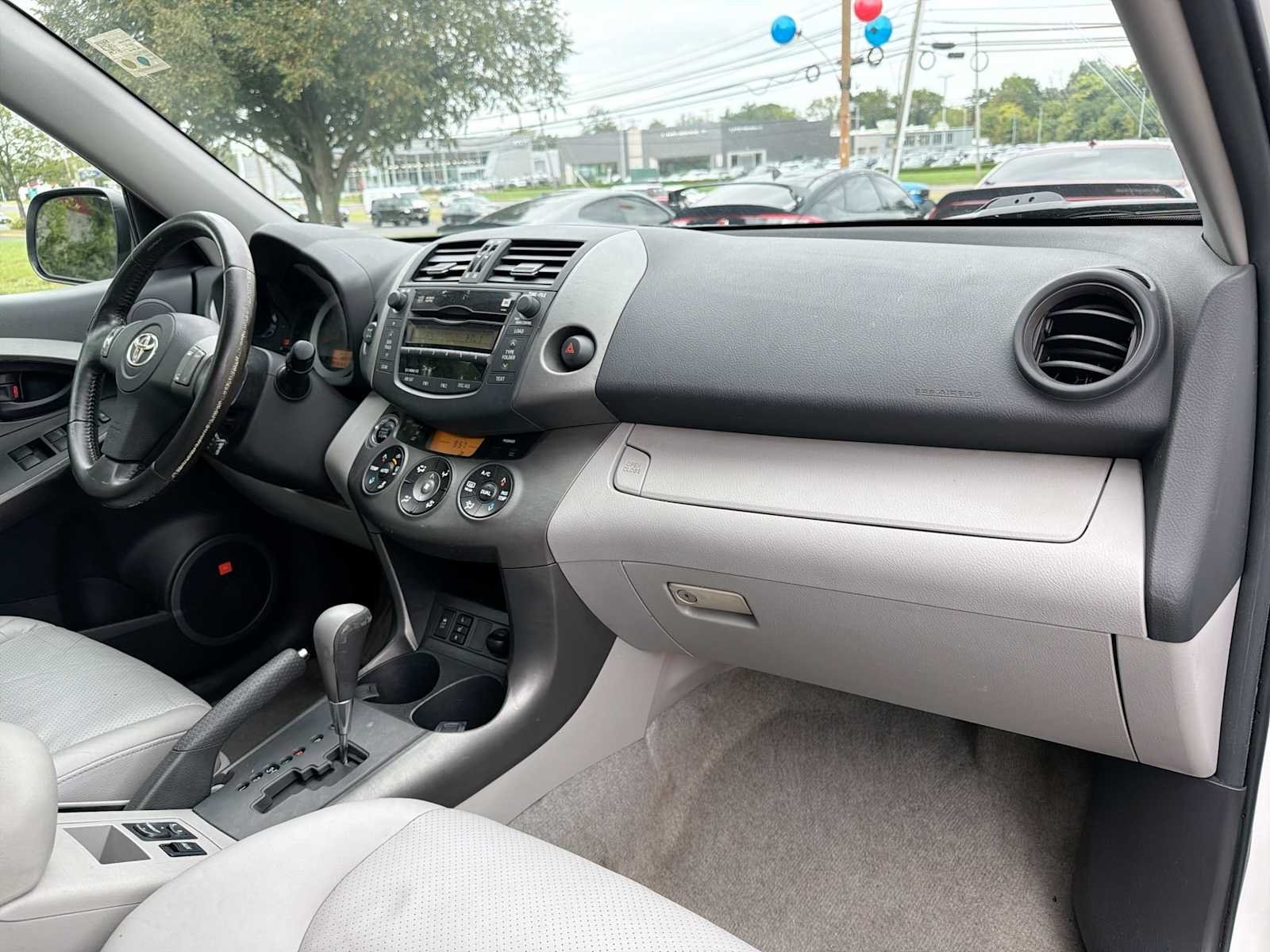 Used 2010 Blizzard Pearl Toyota Ltd image 16