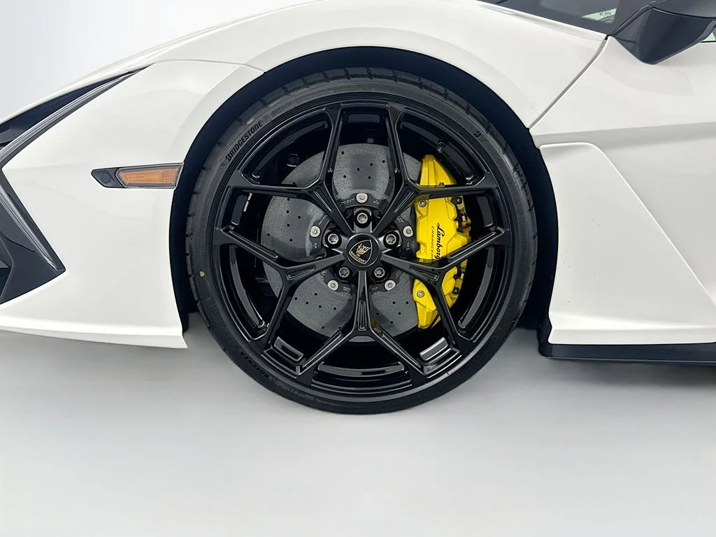 New 2026  Lamborghini Base image 31