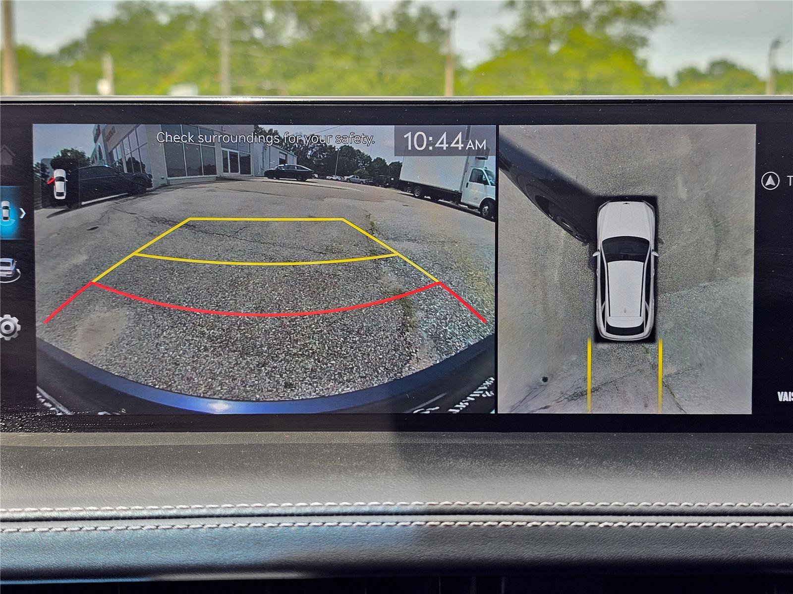 2023 GENESIS GV70 Standard - Photo 32