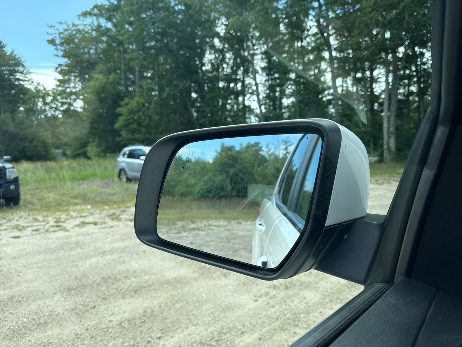Used 2019 White Ford Lariat image 17