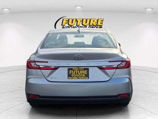 Used 2025 Silver Toyota LE image 5