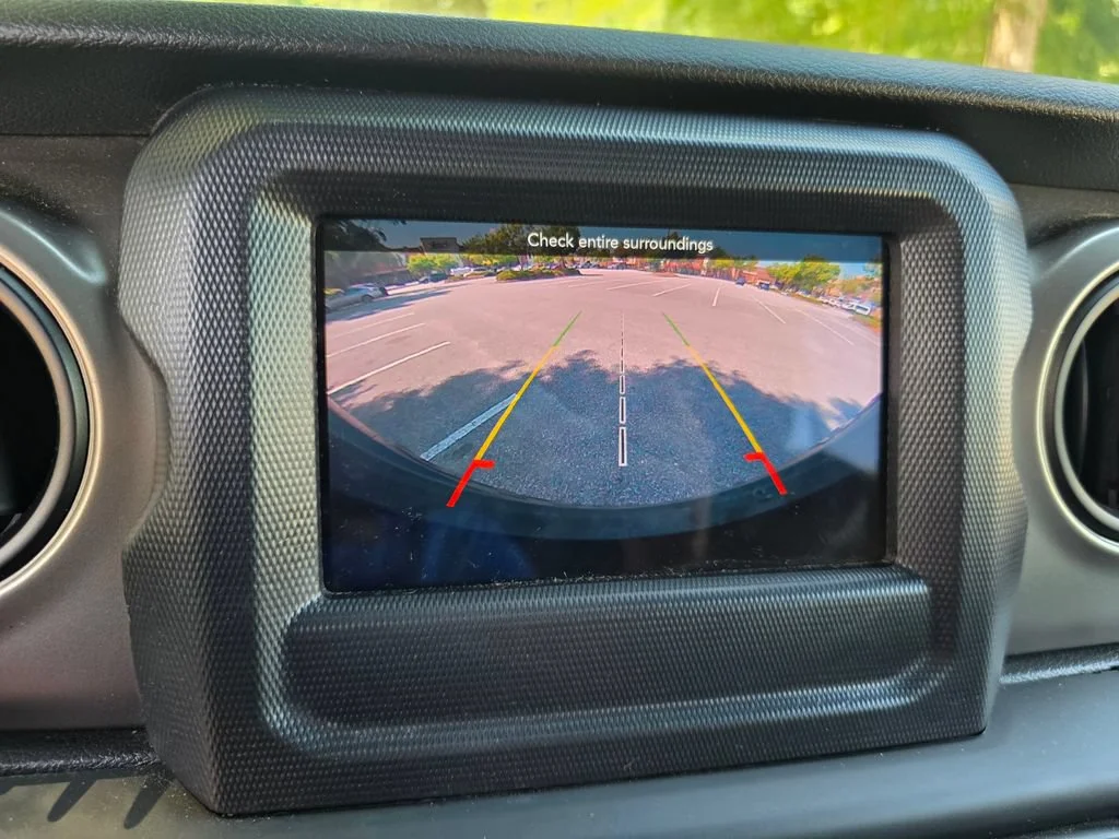 Used 2018 Silver Jeep Sport S 4x4 image 20