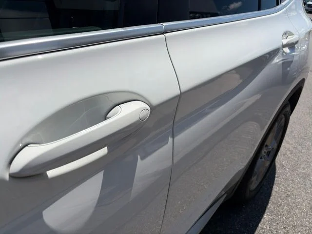Used 2023 White BMW xDrive30i image 19