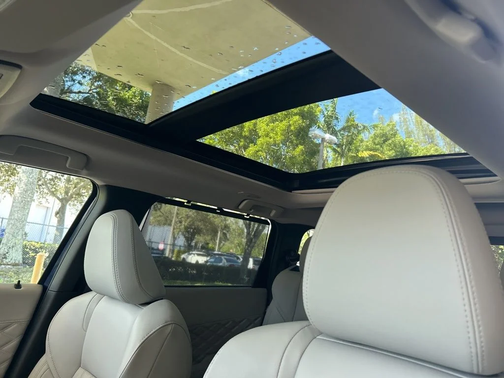 2025 Mitsubishi Outlander Plug-in Hybrid SEL - Photo 18