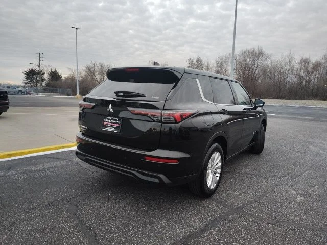 New 2026 Black Mitsubishi ES image 7
