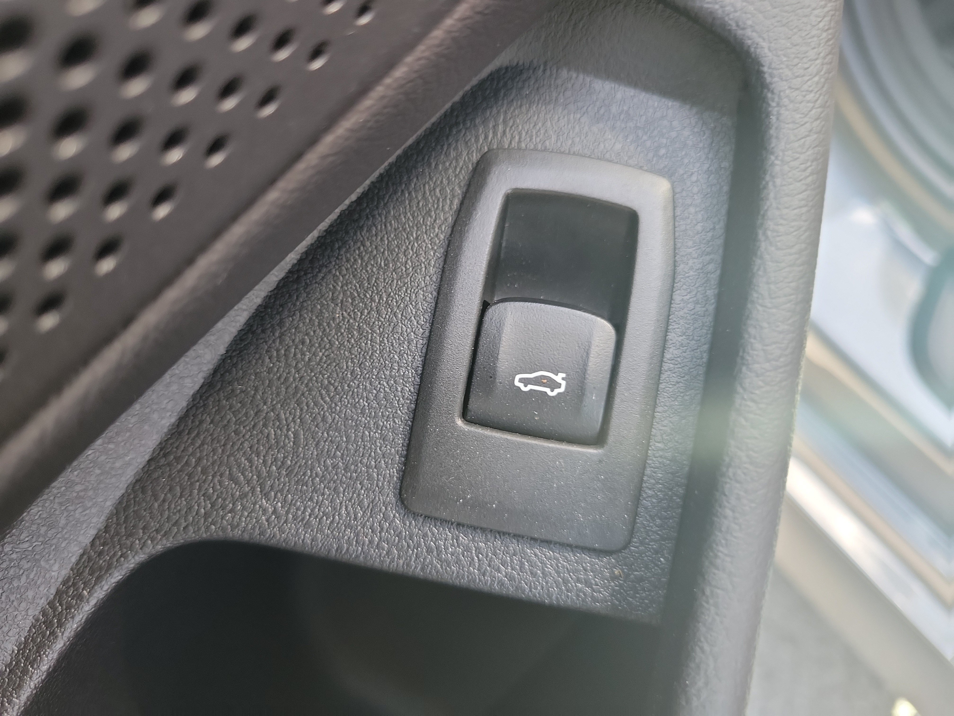 Used 2024 Skyscraper Grey Metallic BMW 330i image 19