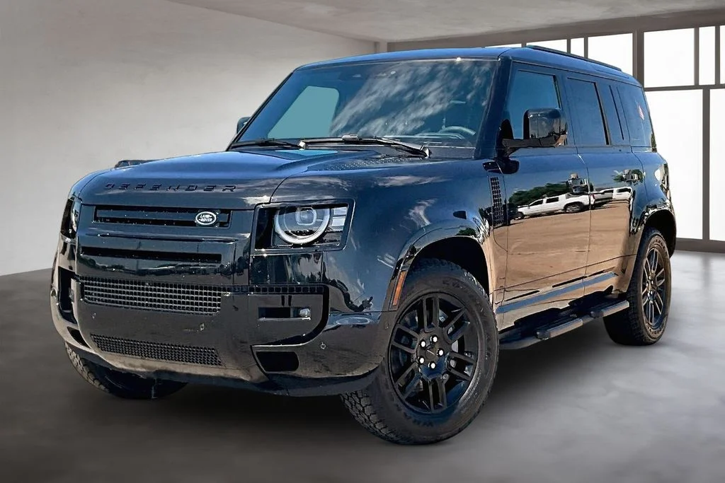 New 2026 Black Land Rover X-Dynamic SE image 1