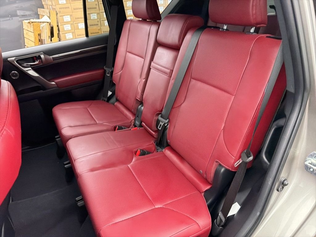 Certified Used 2022 ATOMIC SILVER Lexus 460 Luxury image 26