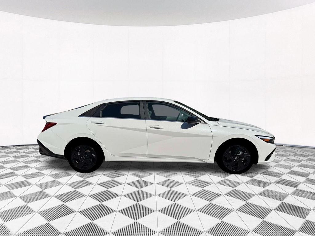New 2026 White Hyundai SEL Sport image 14