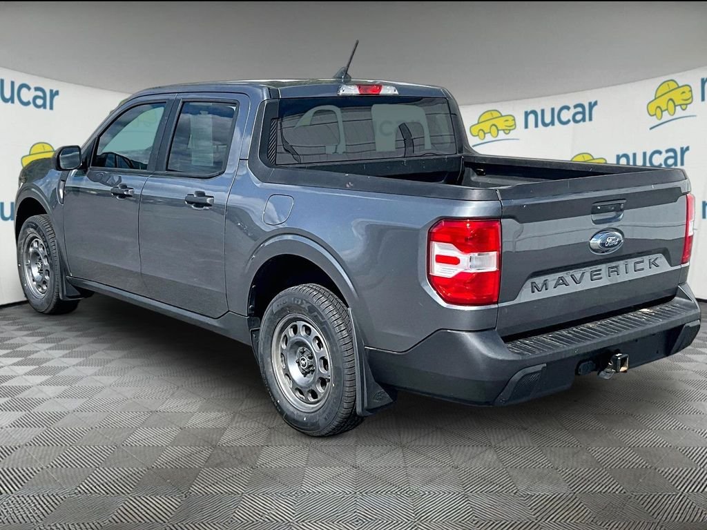 Used 2022 Gray Metallic Ford XL image 4