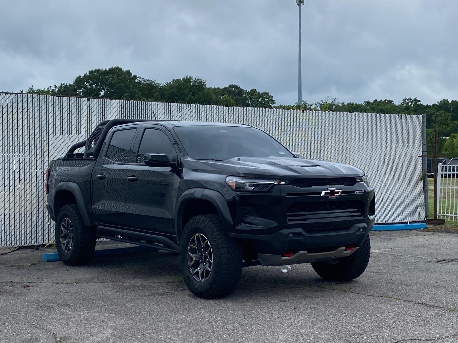 Used 2024 BLACK CHEVROLET ZR2 image 1