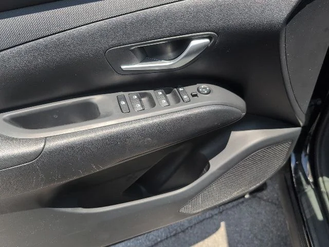 Used 2023 Black Hyundai Blue image 18