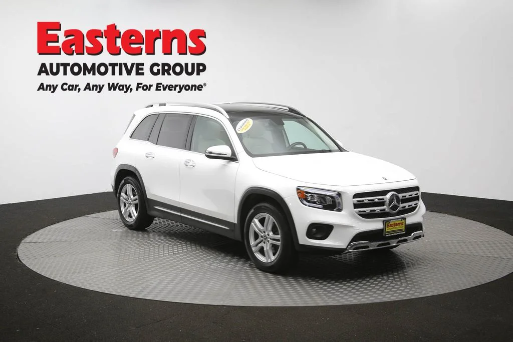 Used 2021 White Mercedes-Benz GLB 250 image 53