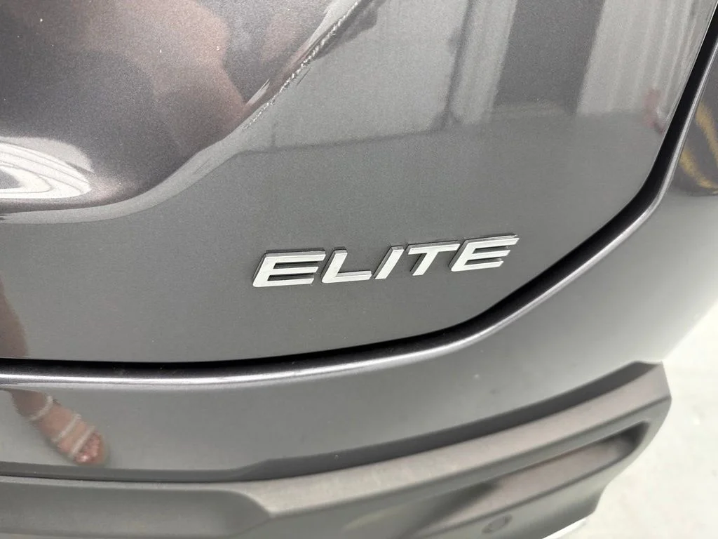 Used 2025 Gray Honda Elite image 9