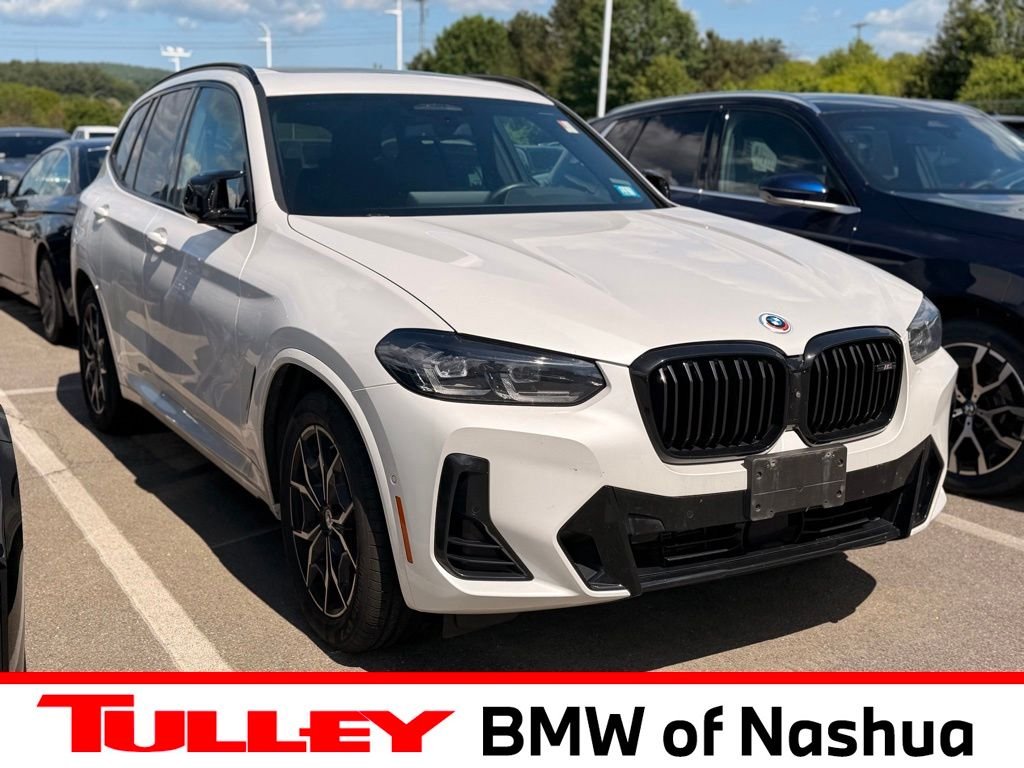 2023 BMW X3 M40i's photo