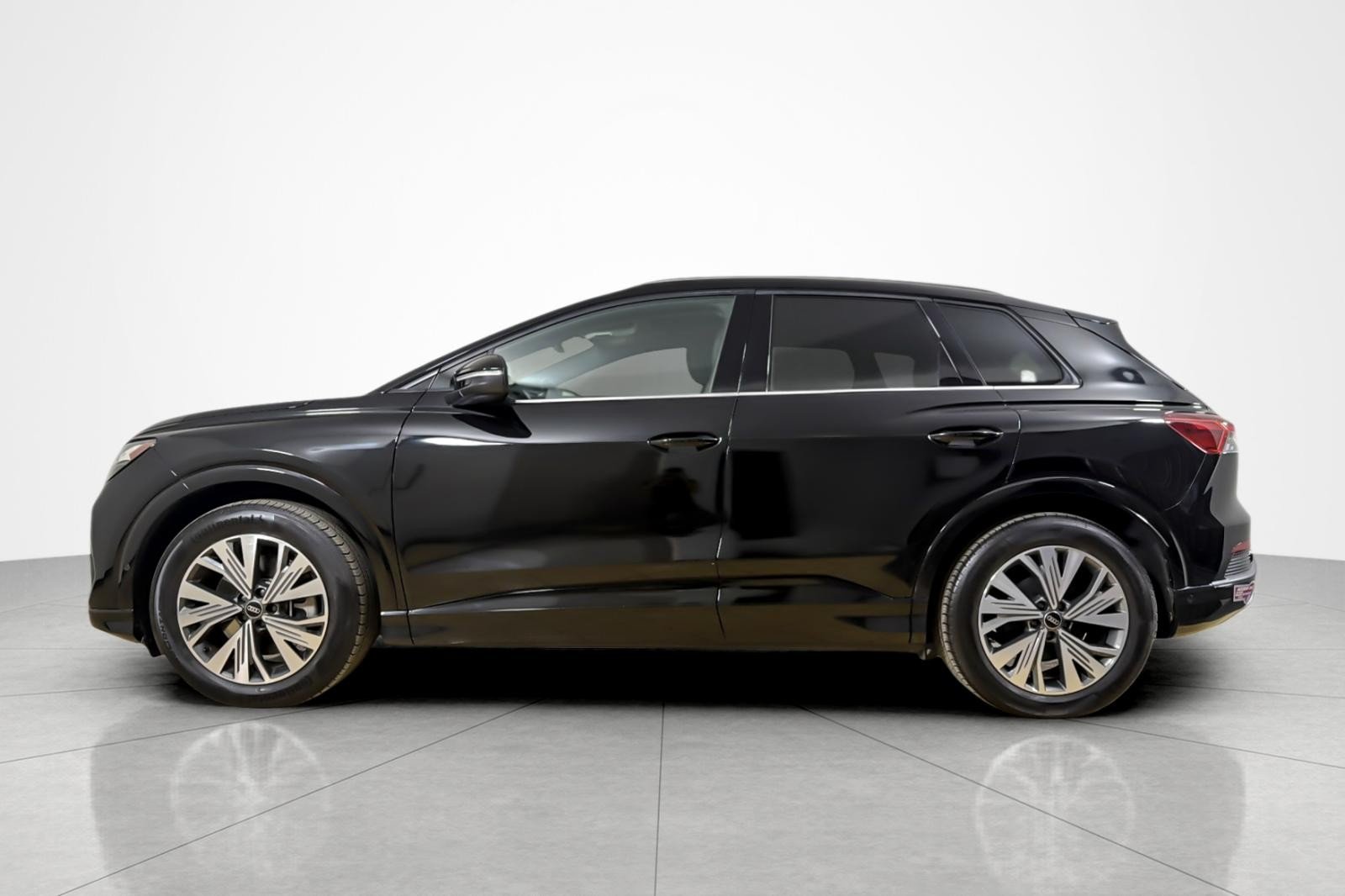Certified Used 2023 Mythos Black Metallic Audi Premium Plus 40 RWD image 2