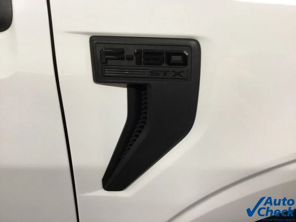 Used 2023 White Ford XL image 15