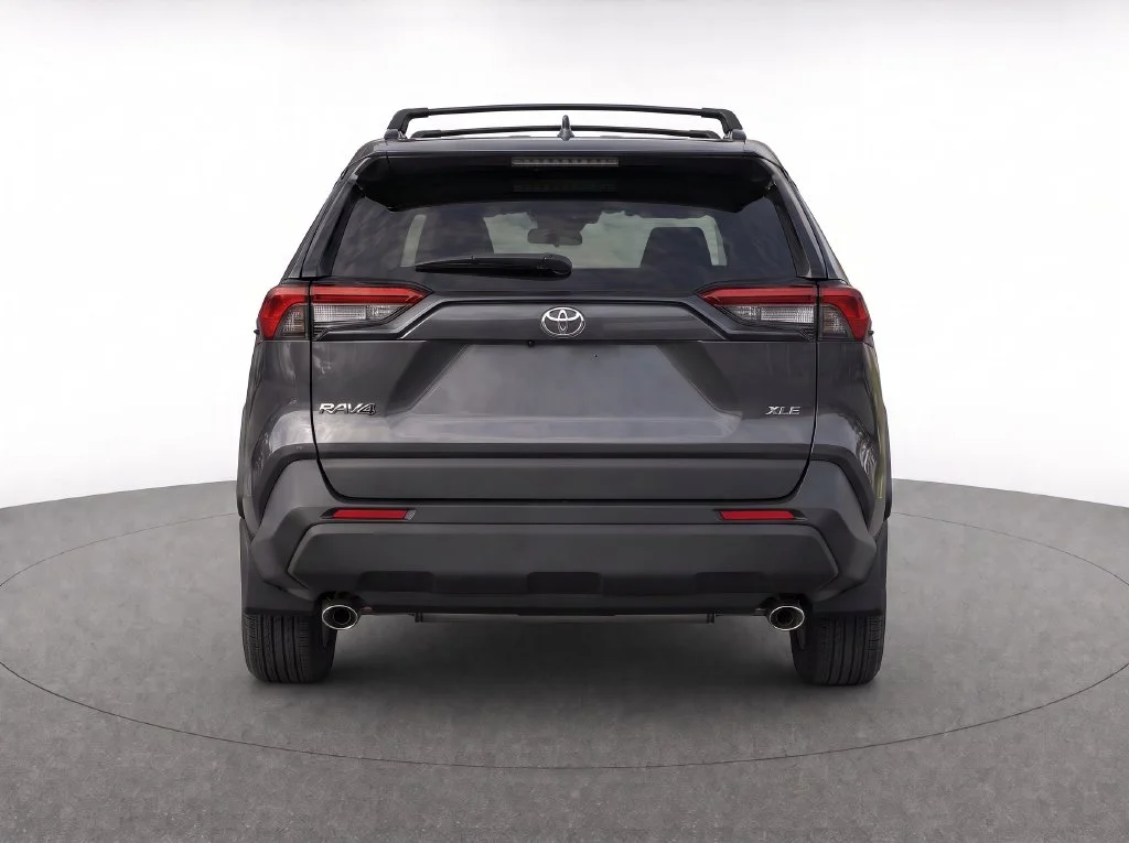 Used 2025 Gray Toyota XLE image 4