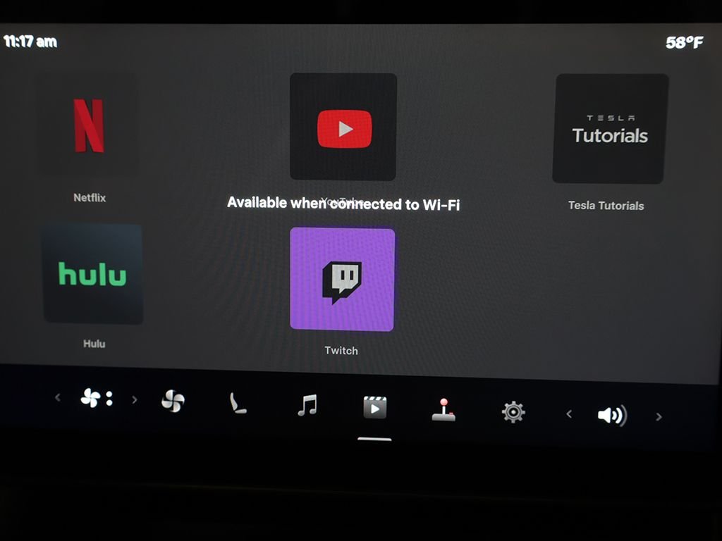 2026 Tesla Model Y Long Range - Photo 40