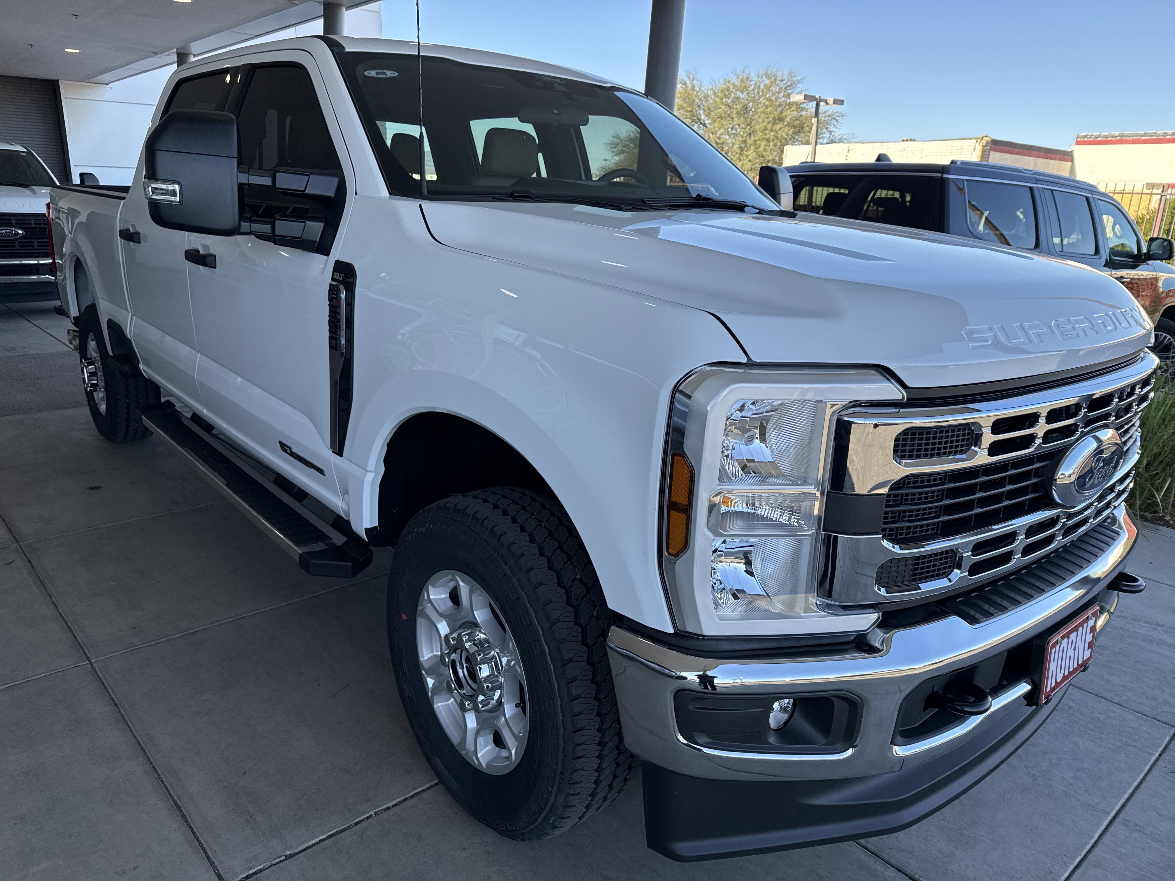2026 Ford F-350 Super Duty XLT - Photo 3