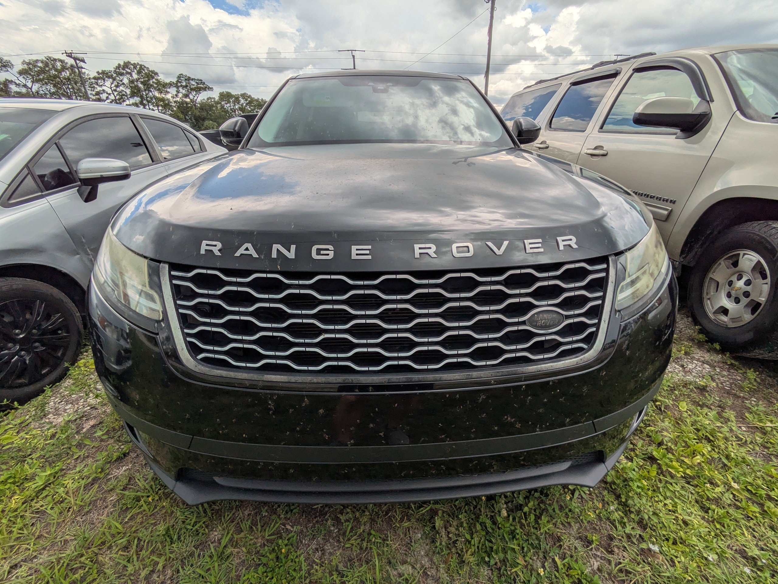 Used 2018  Land Rover S image 3