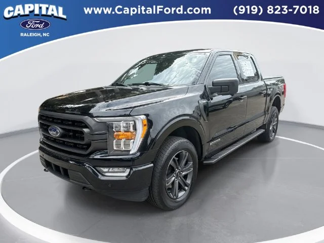Used 2023 Black Ford XLT image 1