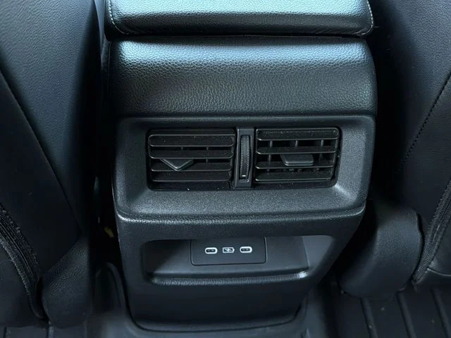 Used 2025 White Honda EX-L image 18