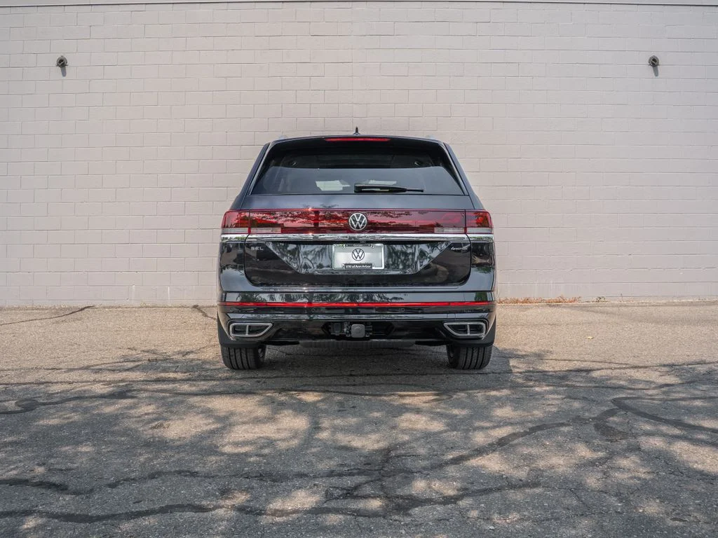 New 2026 Black Volkswagen 2.0T SEL Premium R-Line image 5